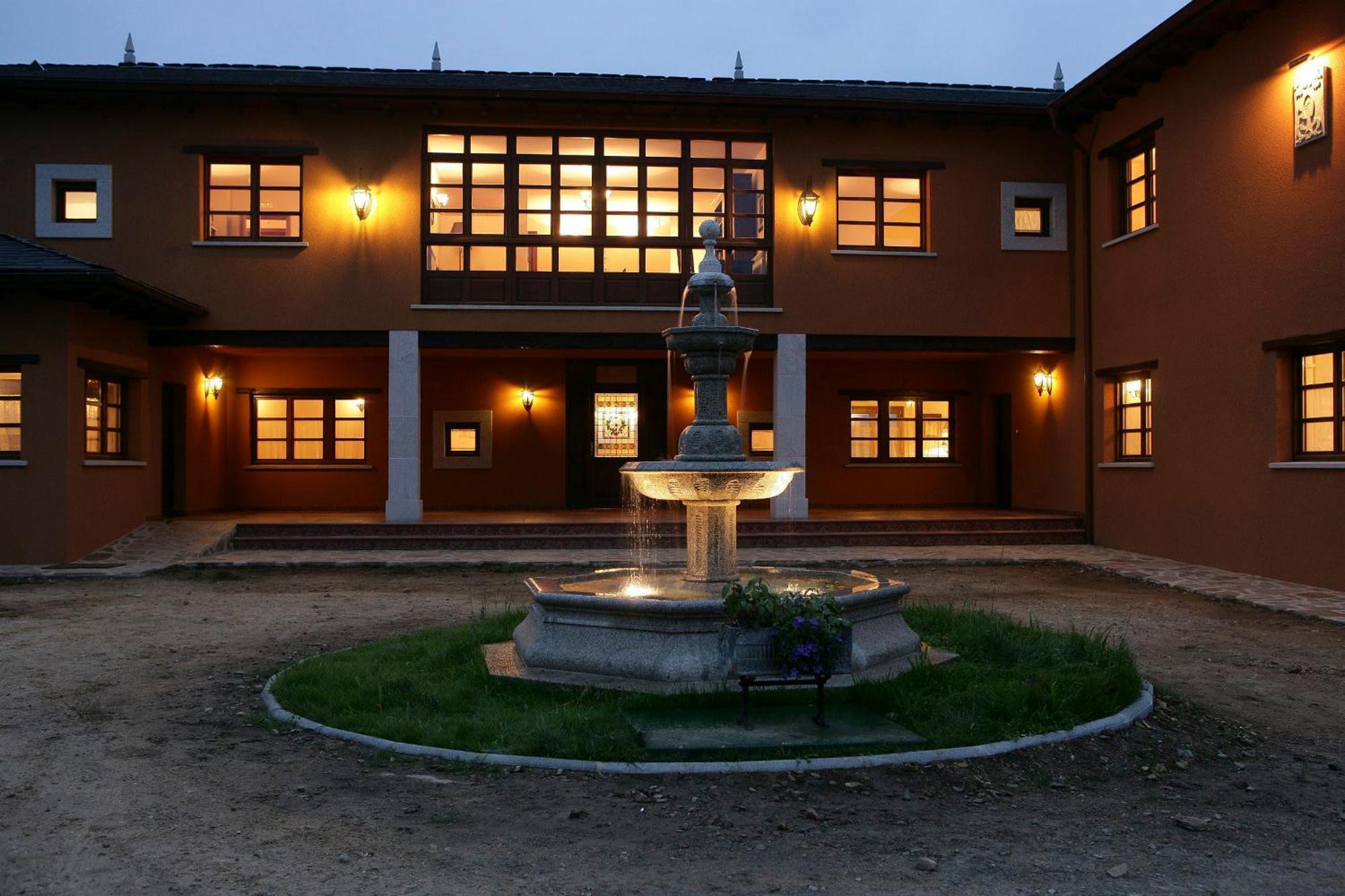 Hotel Rural Yeguada Albeitar Villayon Bagian luar foto
